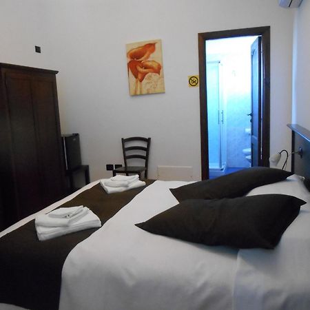 Bed & Breakfast Giardini Di Marzo Lecce Luaran gambar