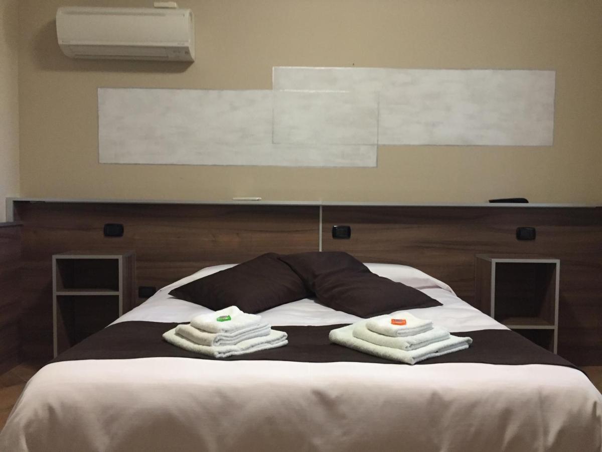 Bed & Breakfast Giardini Di Marzo Lecce Luaran gambar