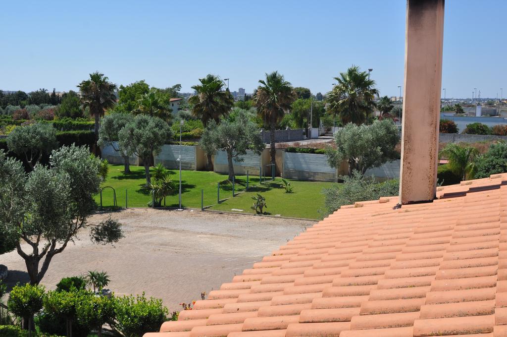 Bed & Breakfast Giardini Di Marzo Lecce Luaran gambar