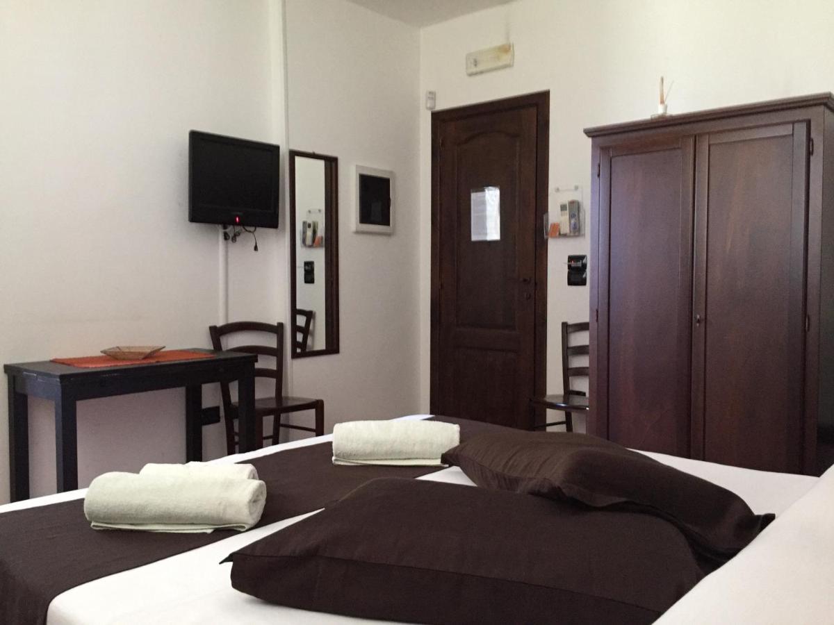 Bed & Breakfast Giardini Di Marzo Lecce Luaran gambar